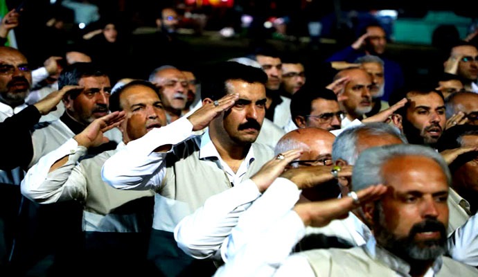 اجرای ویژه برنامه «بیرق رضوی» در کاشان + عکس