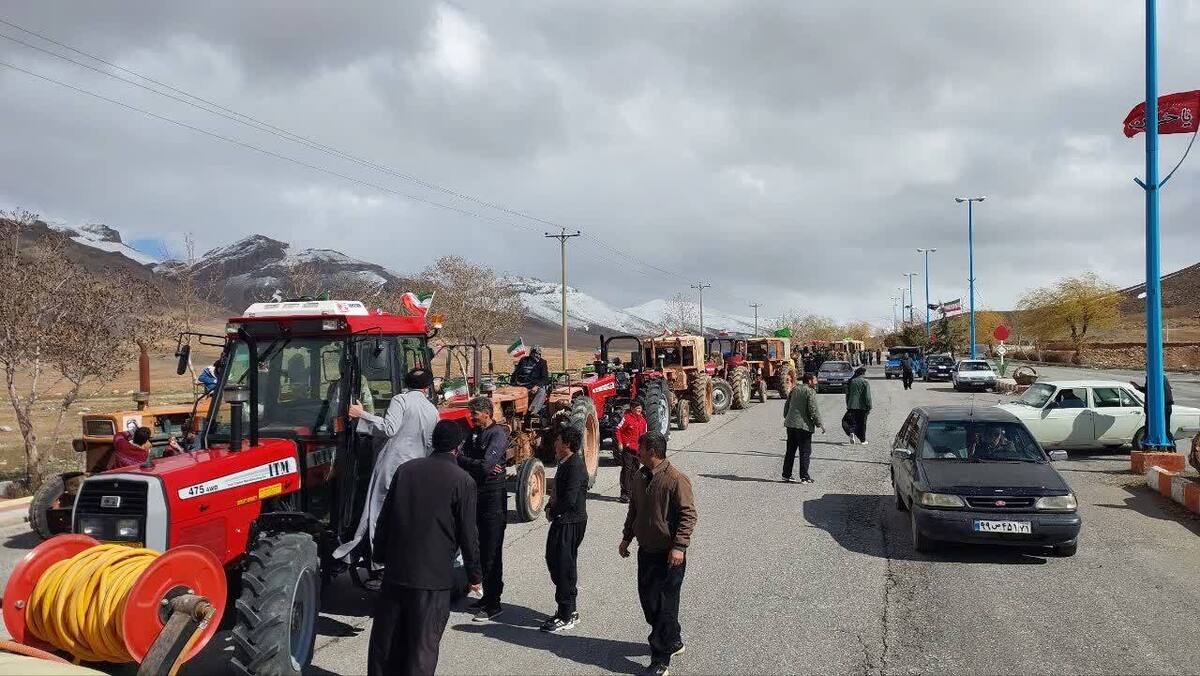 بیعت کشاورزان سودجانی با رهبر انقلاب + فیلم و عکس