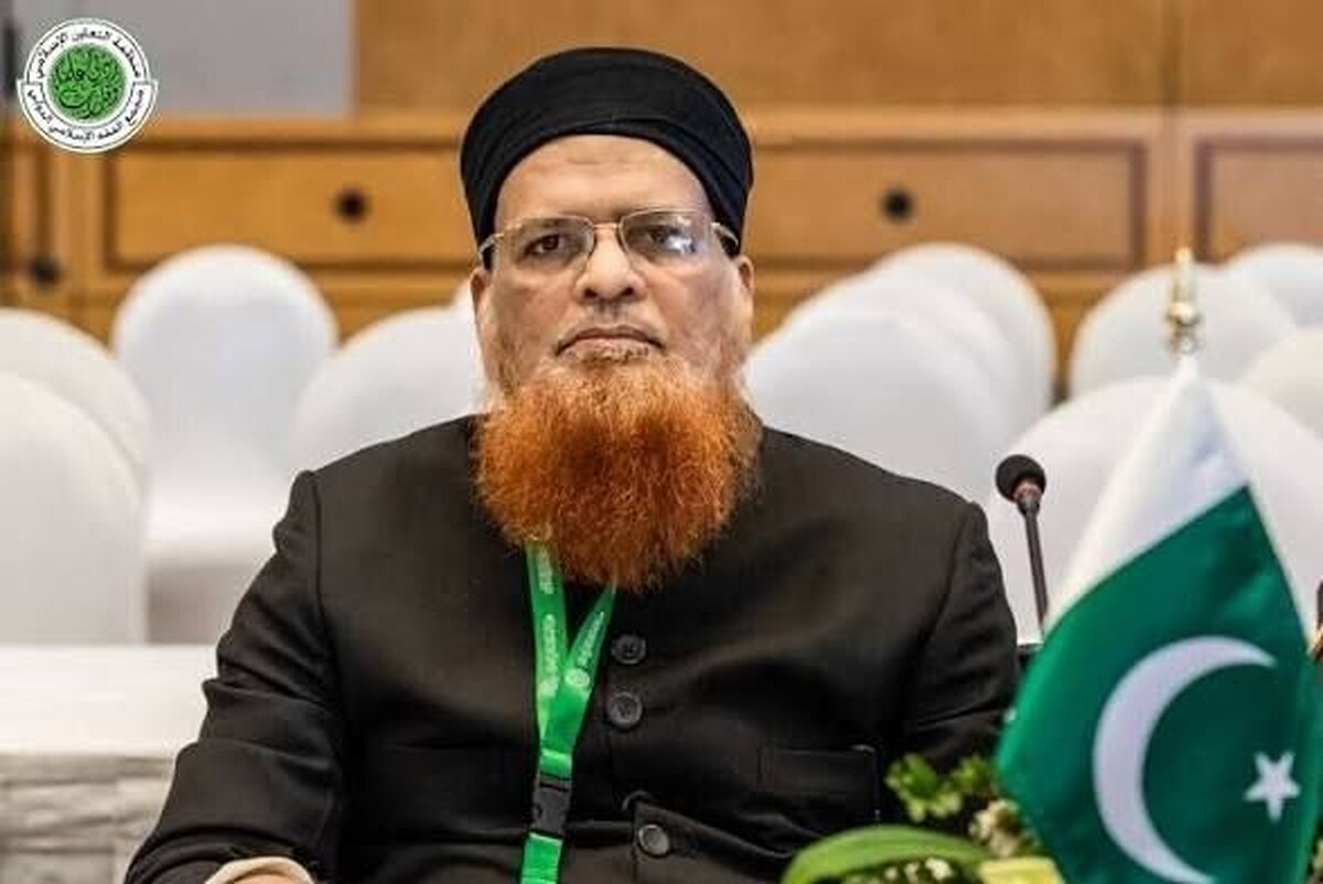 ایران به نمایندگی از امت اسلامی در مقابل آمریکا ایستاده است