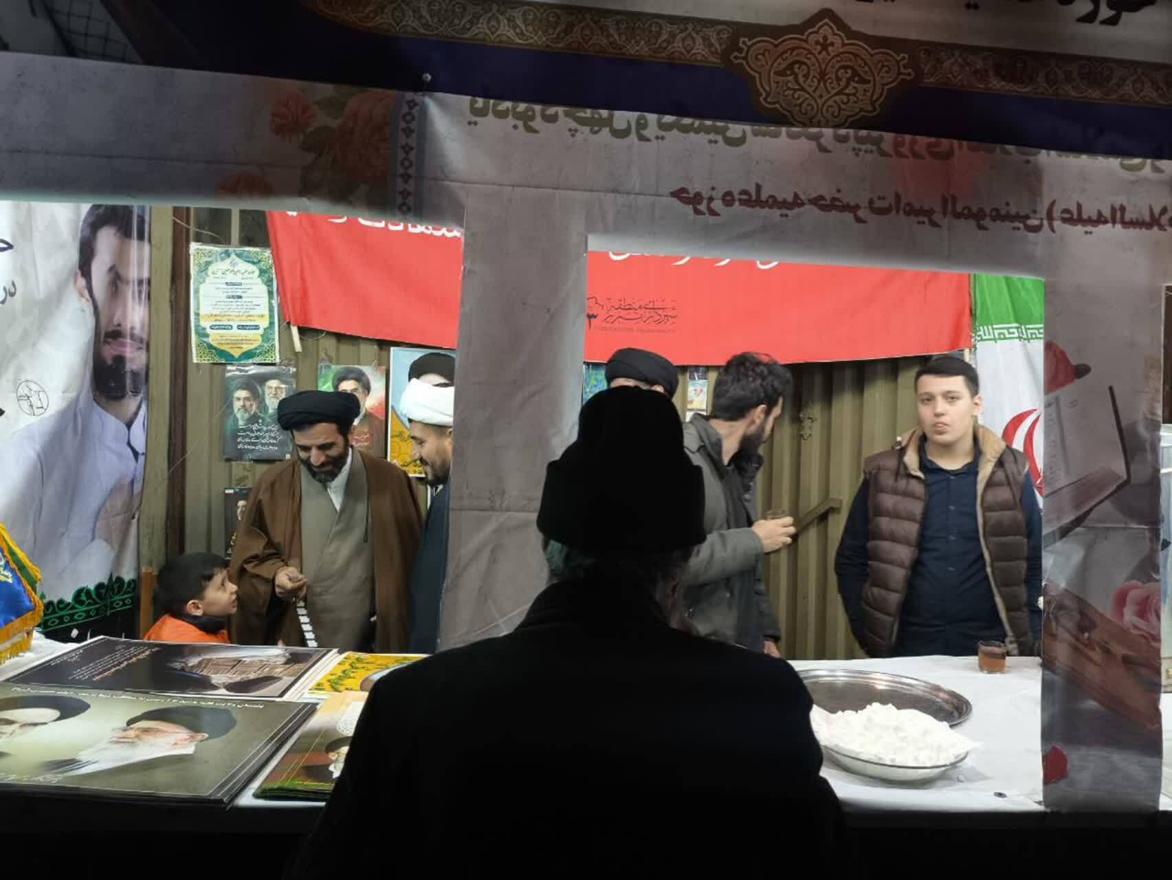 بازدید معاون امور طلاب حوزه علمیه استان از موکب سیدالشهدای انقلاب+ تصاویر