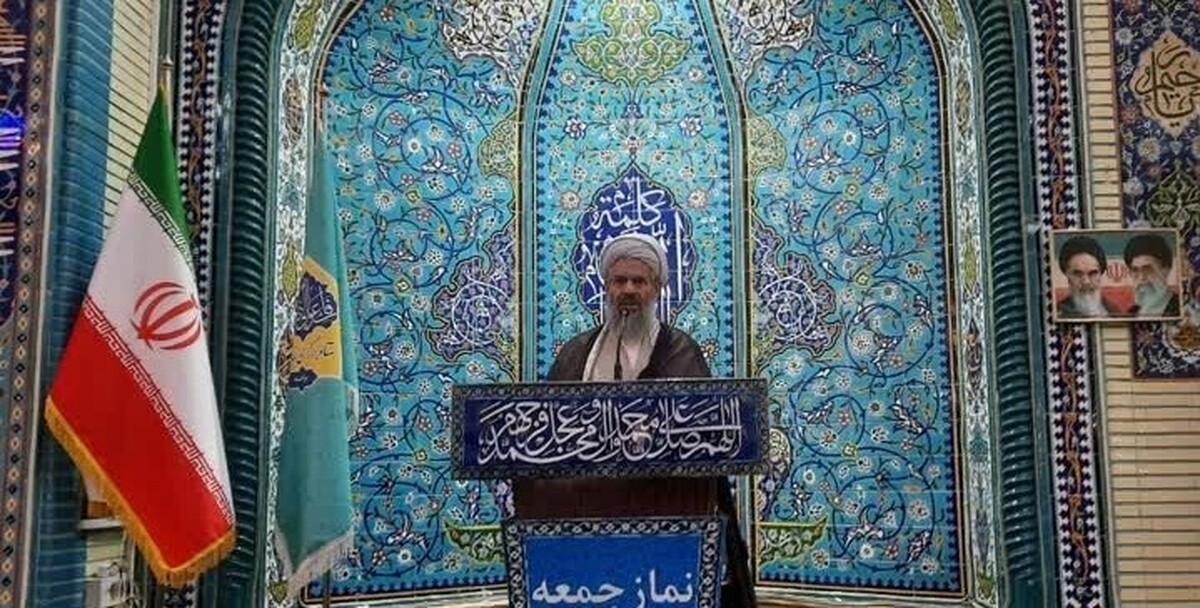ریشه ناامنی‌های خلیج فارس حضور نامشروع بیگانگان است