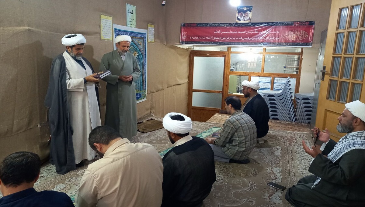 تجلیل از اساتید حوزه علمیه منطقه کاشان