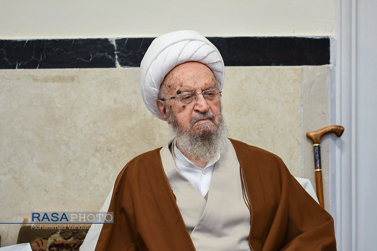 عربستان مسائل جنگ را به فریضه حج گره نزند