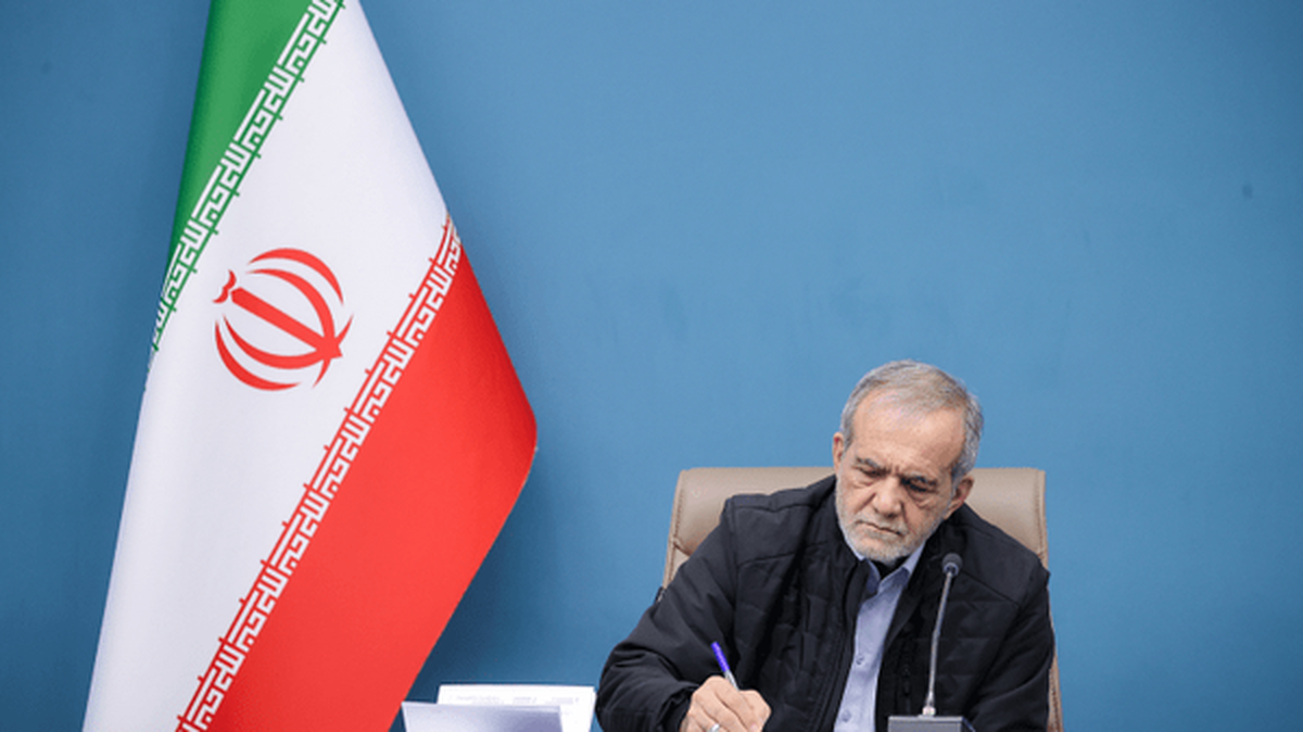 سپاه پاسداران از کیان ایران صیانت کرده است