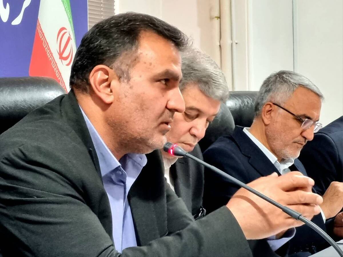 میدان دادن به مردم تنها راه عبور از مشکلات و تحقق توسعه پایدار است