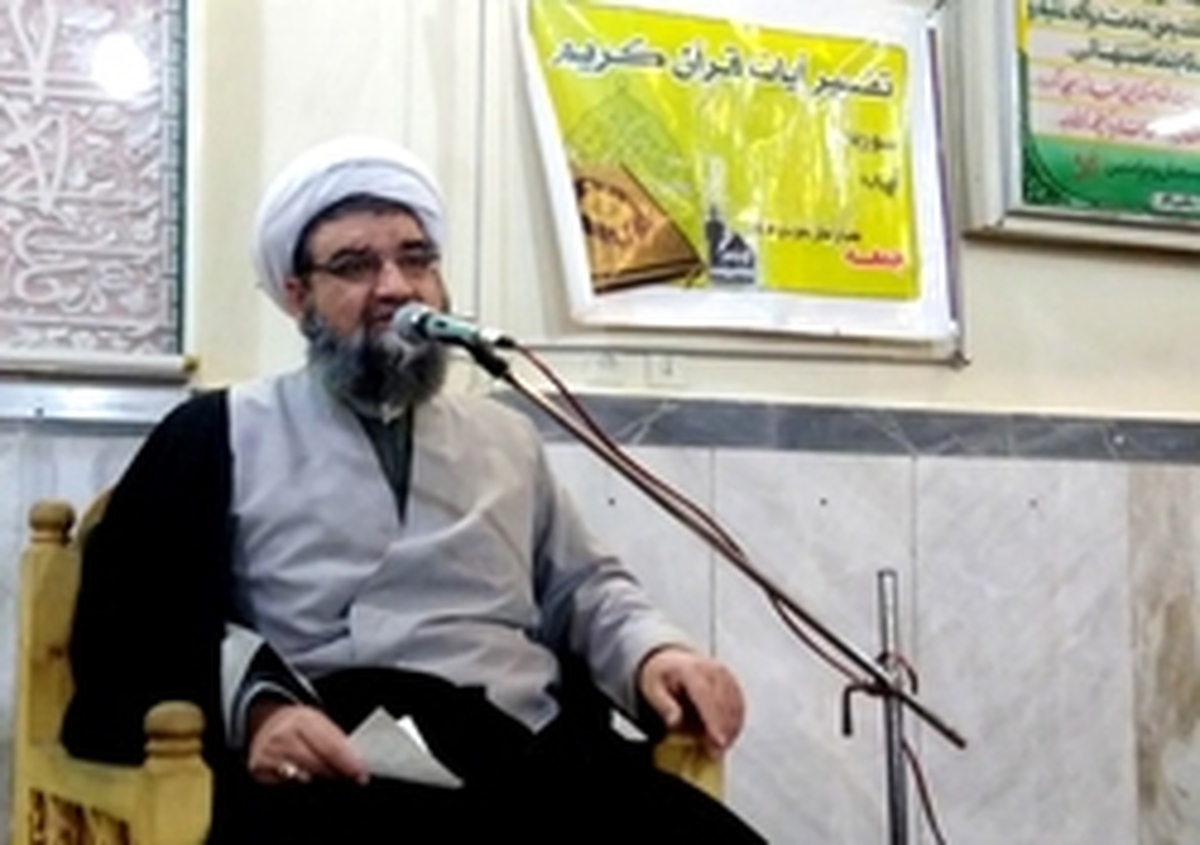 خواص ساکت در حوادث اخیر در جبهه باطل قرار دارند