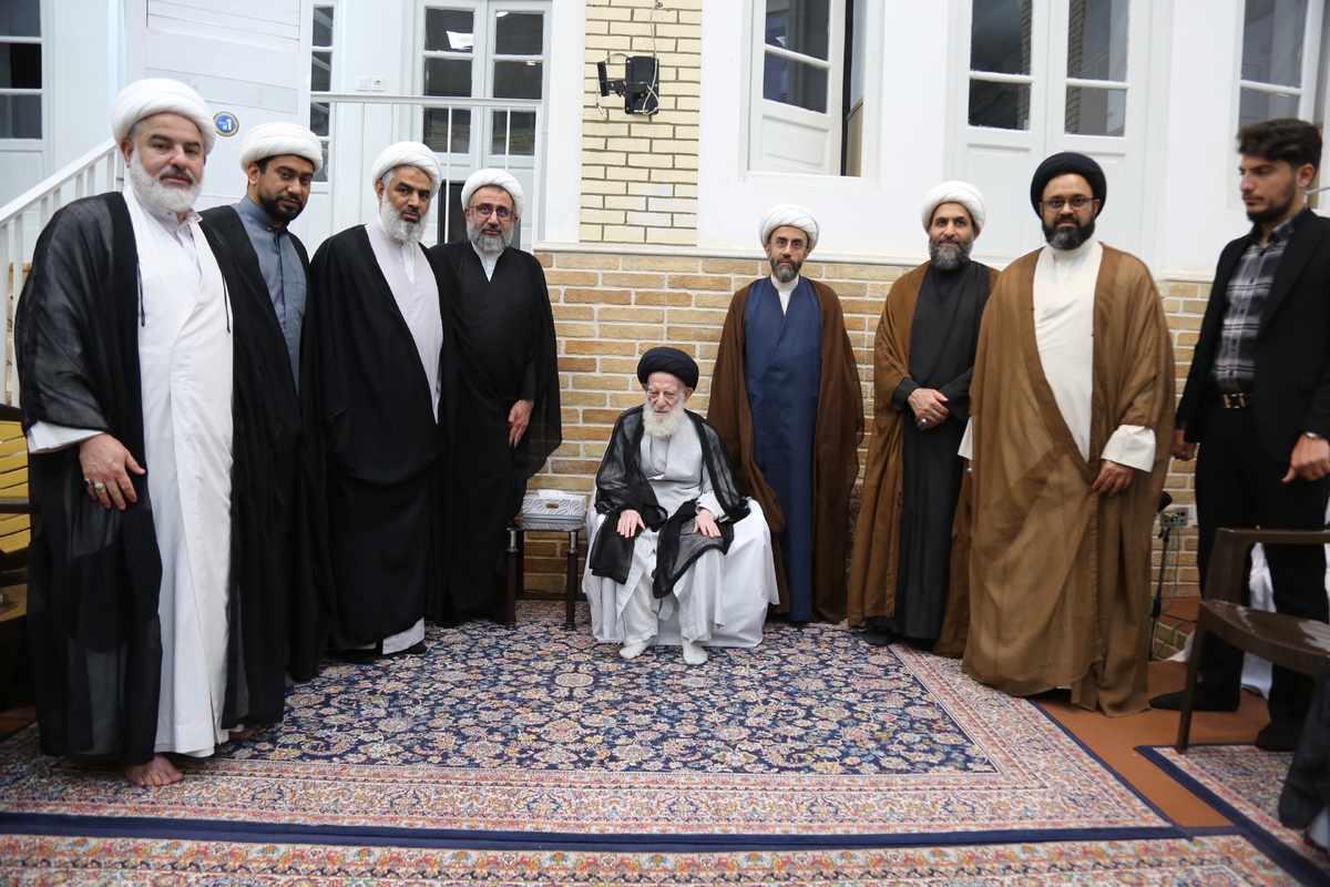 دیدار علمای فعال کشور بحرین با آیت الله شبیری زنجانی دیدار علمای فعال کشور بحرین با آیت الله شبیری زنجانی