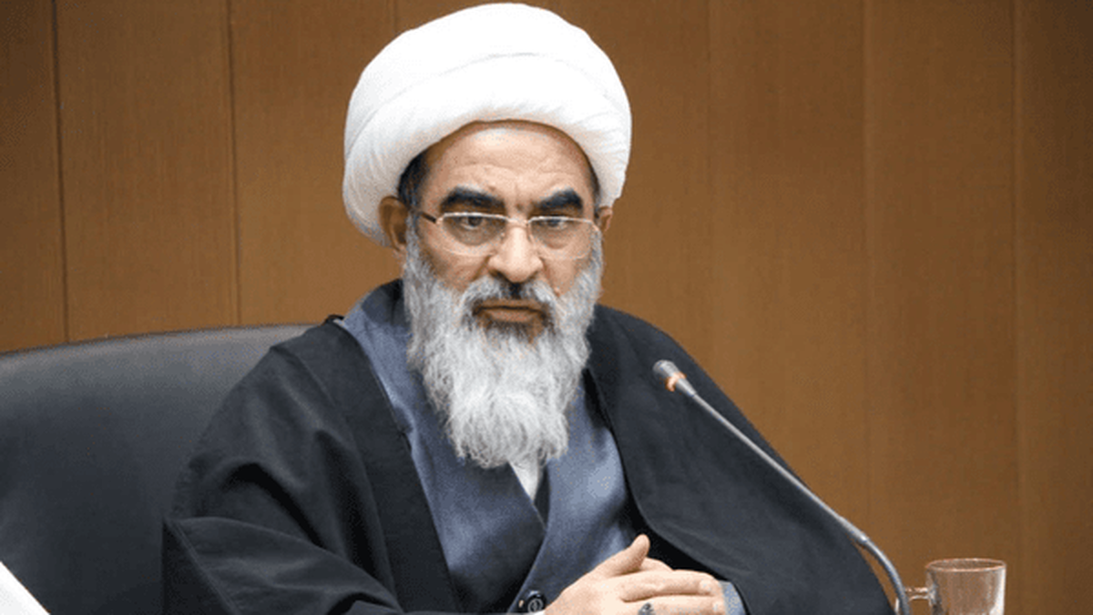 دشمن در تهاجم فرهنگی هیچگاه آرام نمی‌نشیند
