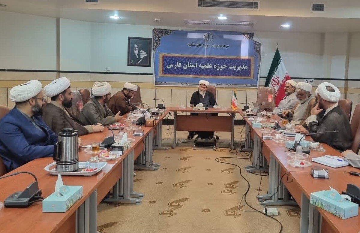 تاکید بر برنامه های تبیینی طلاب در تجمعات مردمی