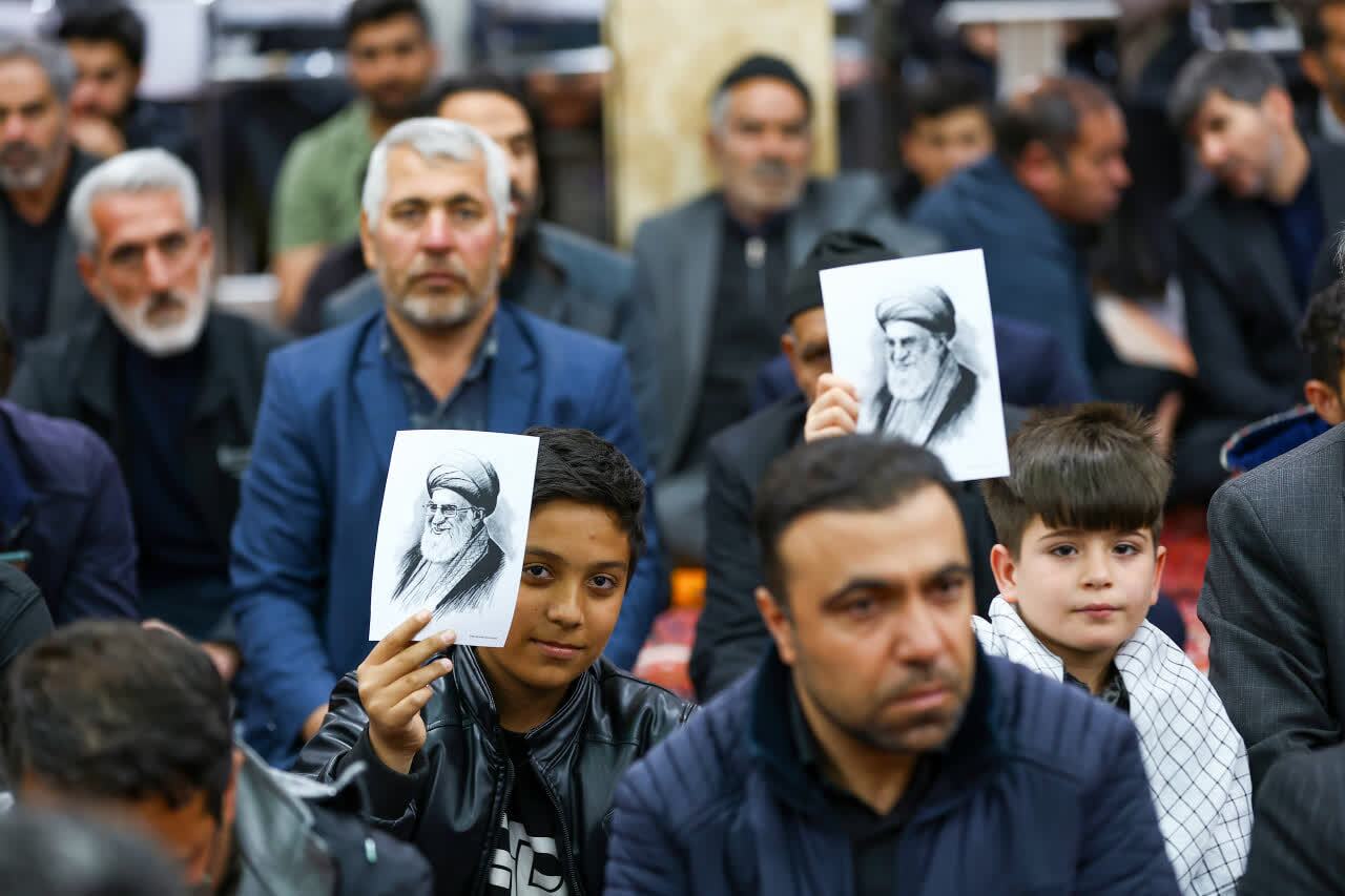 برگزاری یادواره شهدای بخشایش با حضور امام جمعه تبریز+ تصاویر برگزاری یادواره شهدای بخشایش با حضور امام جمعه تبریز+ تصاویر