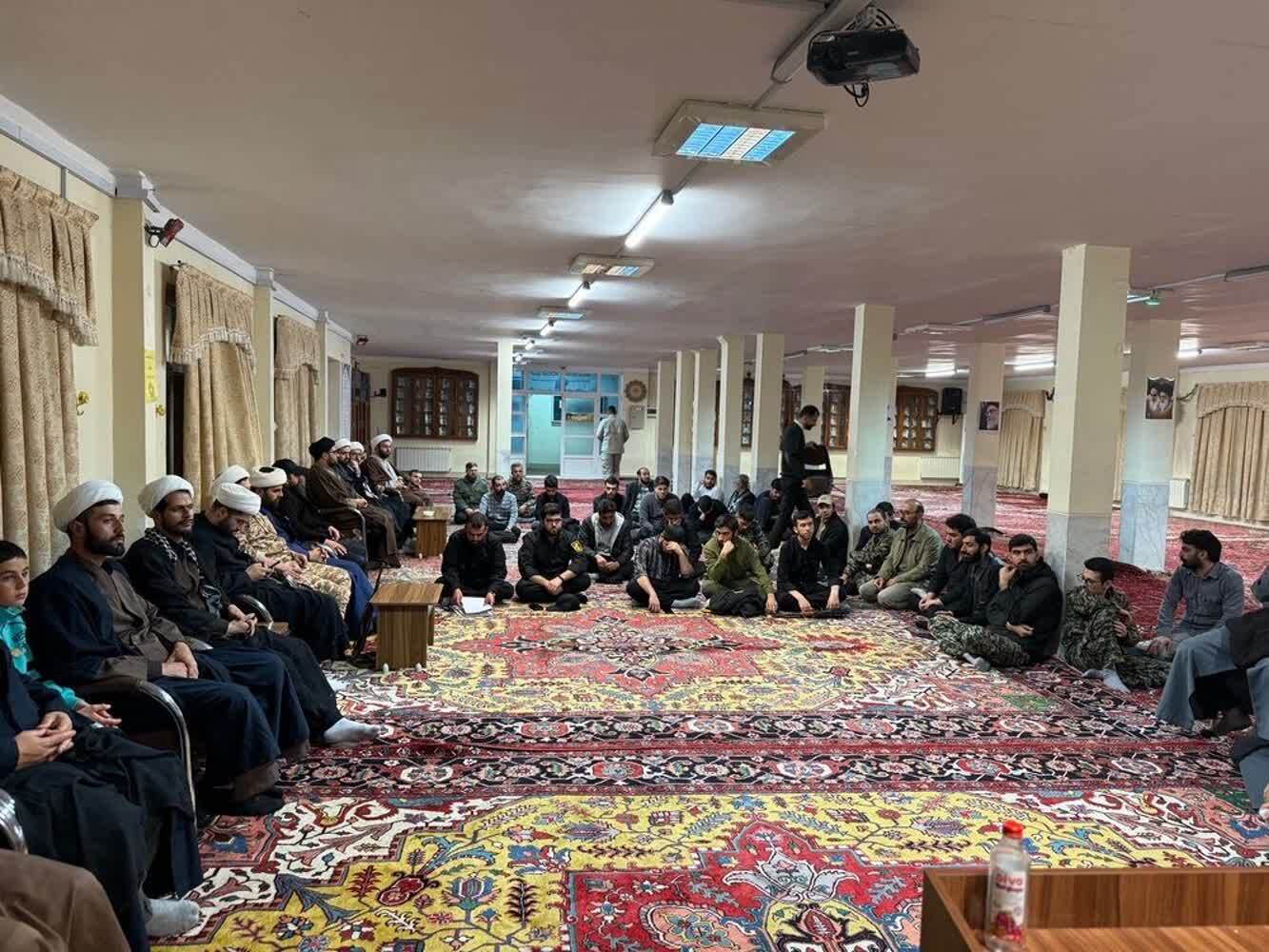 برگزاری نشست هم‌اندیشی بسیج طلاب در حوزه ولیعصر