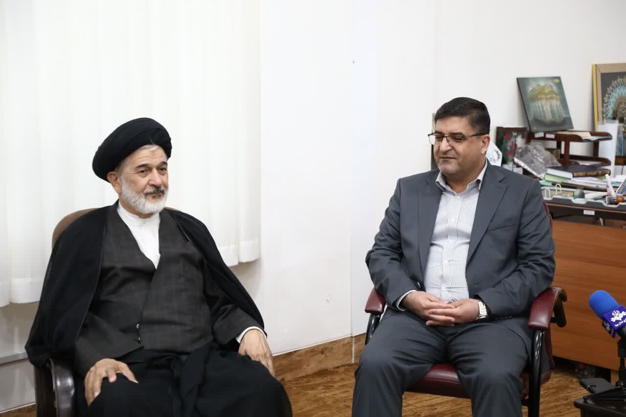 همگرایی و انسجام مدیریتی در چهارمحال و بختیاری حول محور نماینده ولیفقیه همگرایی و انسجام مدیریتی در چهارمحال و بختیاری حول محور نماینده ولیفقیه