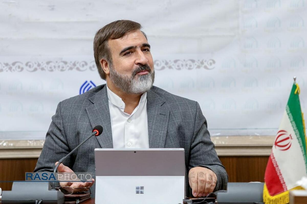 رسانه‌ها باید حق حاکمیت ایران در تنگه هرمز را برای افکار عمومی جهان تبیین کنند