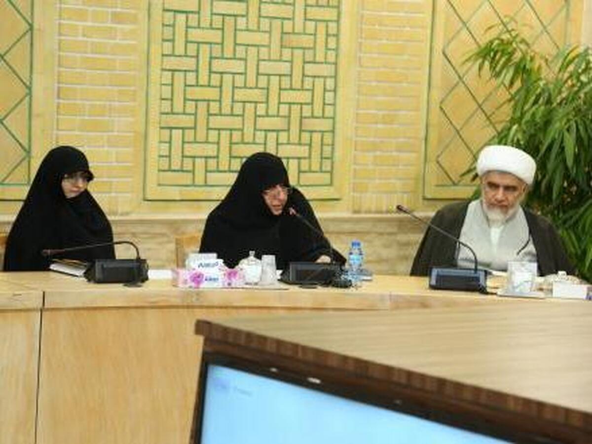 جامعه الزهرا و حوزه خواهران، نقش‌آفرینی مؤثری در ایجاد جریان کنشگری و راهبری دارند
