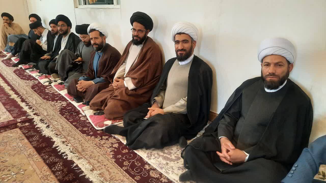 پادزهر سمپاشی‌های دشمن «تبیین» است؛ رسالت مهم روحانیت در آگاه‌سازی جامعه