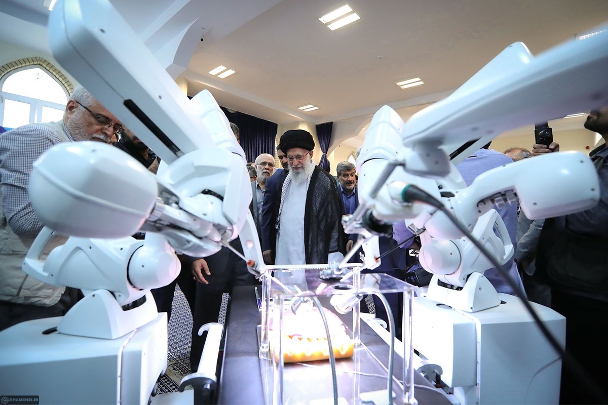 جهاد علمی؛ راه تقرب به امام شهید