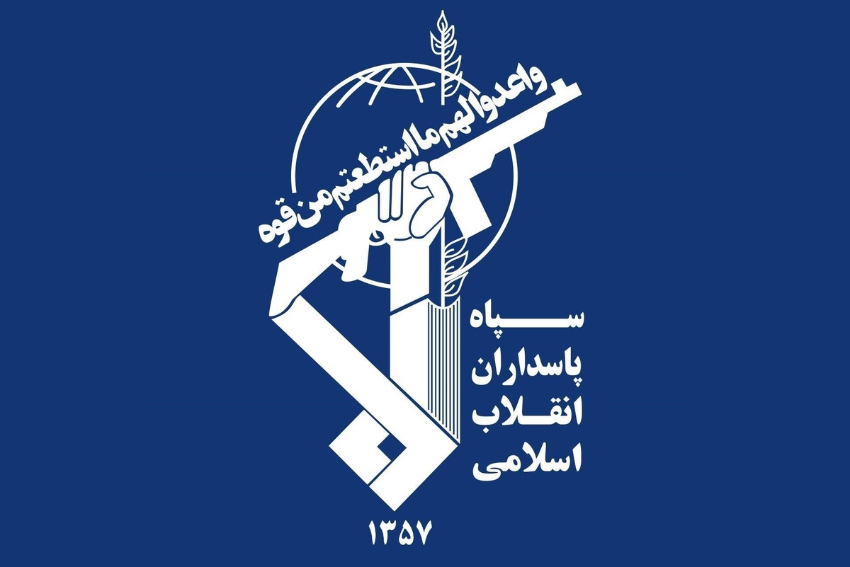 تقدیر فرماندهی سپاه از مداحان و هنرمندان حاضر در کنار مردم مبعوث شده