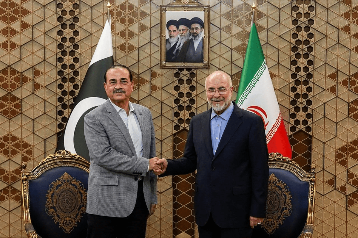 عاصم منیر با عراقچی، قالیباف و پزشکیان دیدار کرد