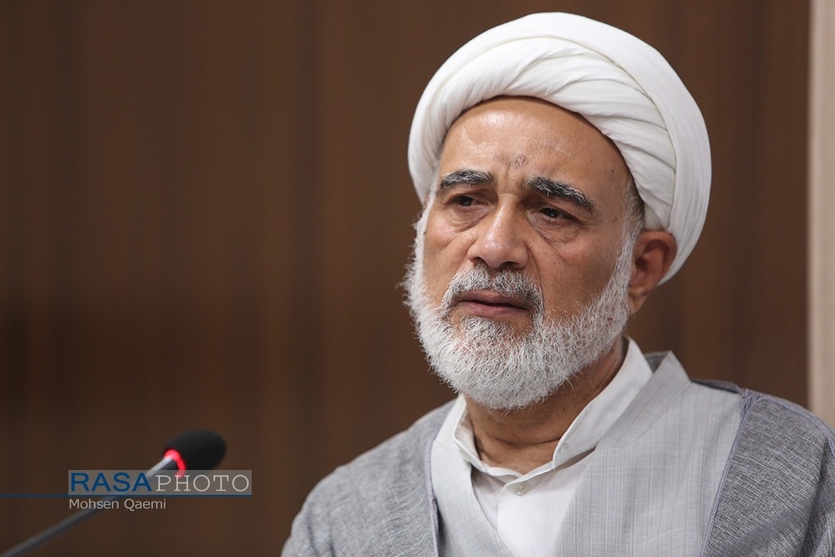 تأخیر تعیین وزرا به مصلحت نظام نیست