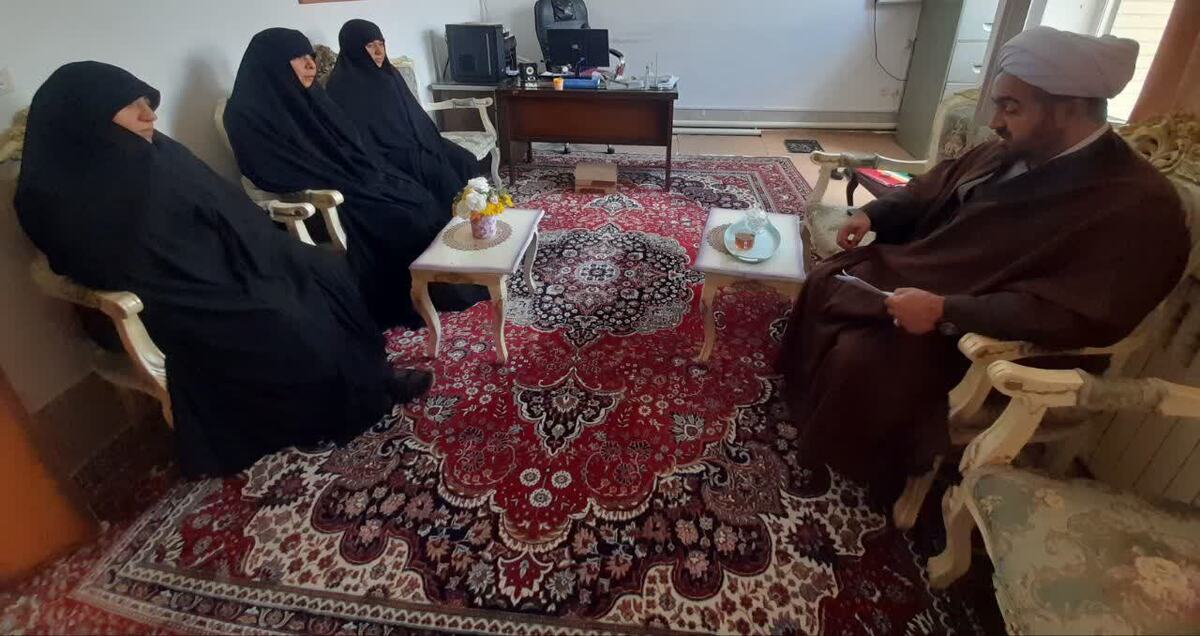 راهکارهای جذب و پذیرش حوزه علمیه هشترود بررسی شد
