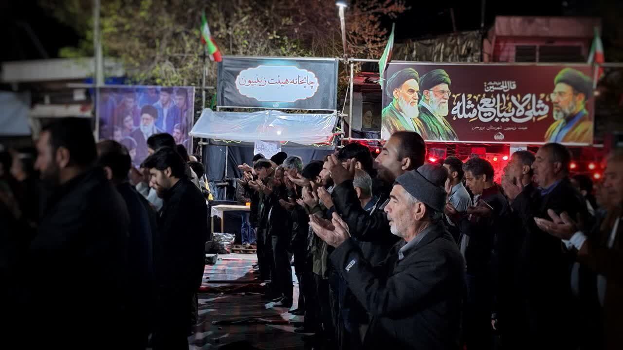 حماسه خیابان در «بروجن» ادامه دارد؛ از اجتماعات مسجدمحور تا برپایی مواکب مردمی حماسه خیابان در «بروجن» ادامه دارد؛ از اجتماعات مسجدمحور تا برپایی مواکب مردمی
