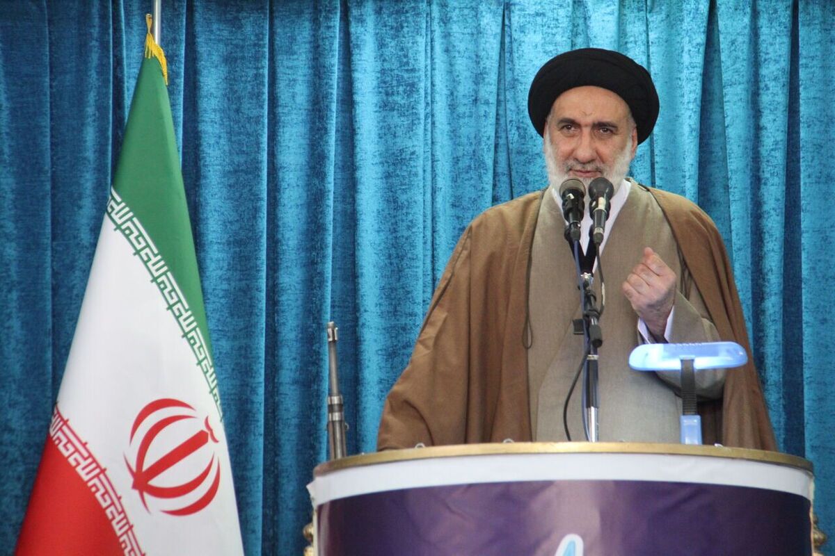 ملت ایران سنگر مقاومت را با حضور در میدان حفظ می‌کند