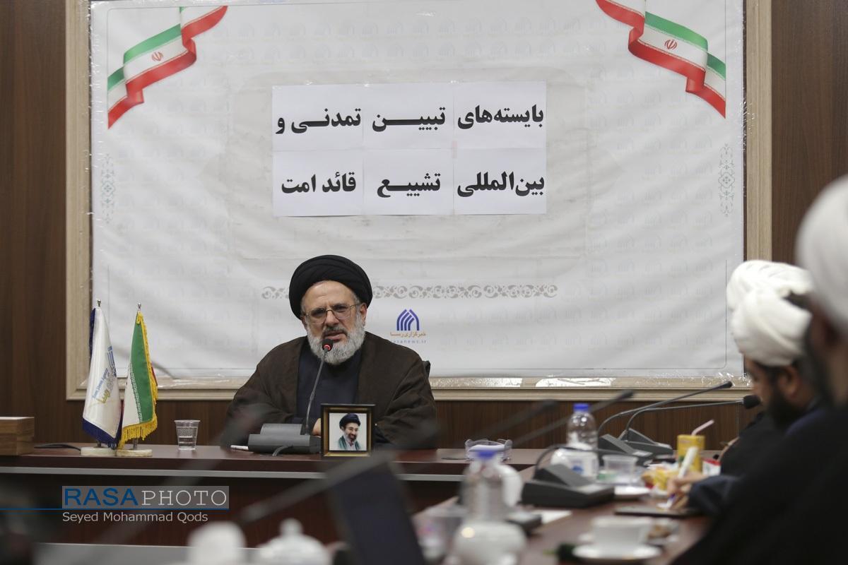 نگاه سخت‌افزاری و نرم‌افزاری به وداع با رهبر شهید؛ تجلی حرکت به سمت تمدن نوین اسلامی