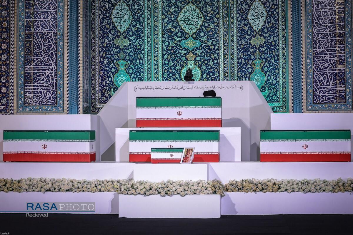 صبح فردا؛ اقامه نماز بر پیکر امام مجاهد شهید در مصلای تهران
