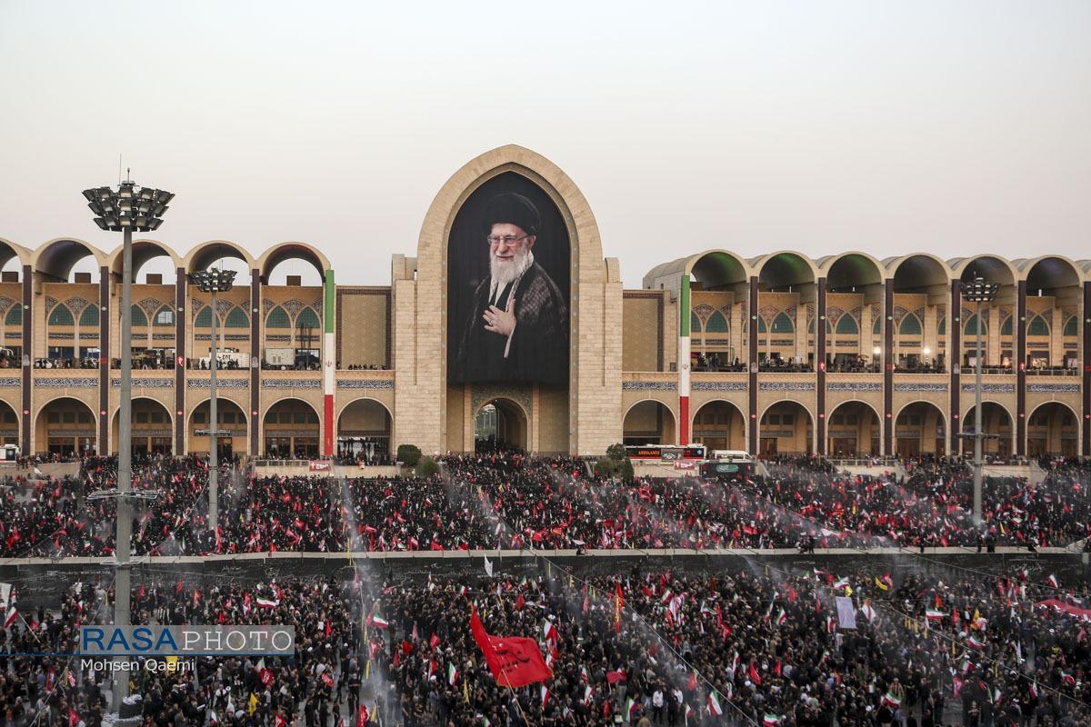 حضور گسترده در مراسم تشییع رهبر شهید، نماد اقتدار ملت ایران است