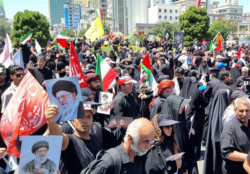 حماسه وداع در پایتخت معنوی ایران؛ مشهد میزبان آخرین بدرقه امام شهید