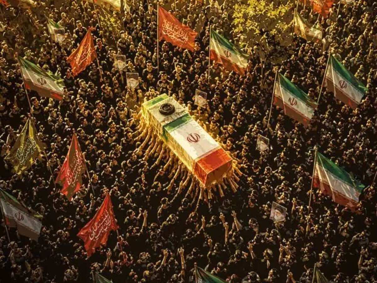 فراخوان جذب خادمان بانوی قمی برای خدمت‌رسانی در مراسم تشییع رهبر شهید منتشر شد + لینک