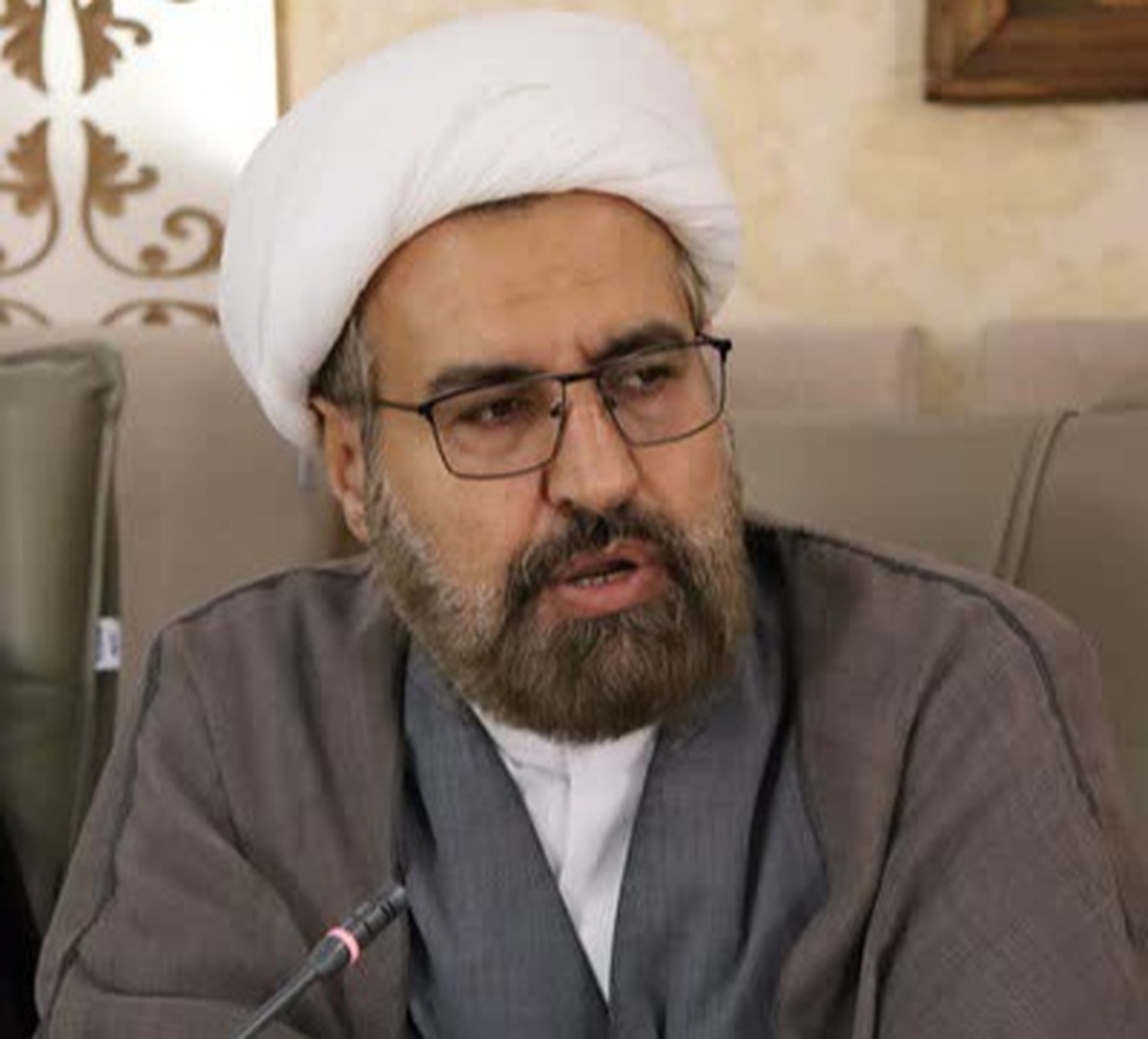 حوزه علمیه لرستان برای اسکان زائران مراسم تشییع رهبر شهید آماده شد