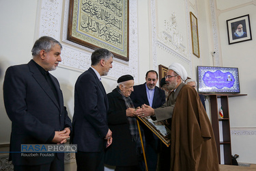 بزرگداشت حضرت آیت الله جوادی آملی در انجمن آثار و مفاخر فرهنگی