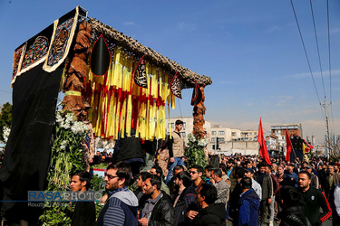 مراسم تشییع دو شهید گمنام دفاع مقدس‎ در تهران