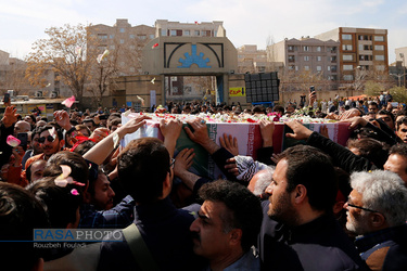 مراسم تشییع دو شهید گمنام دفاع مقدس‎ در تهران