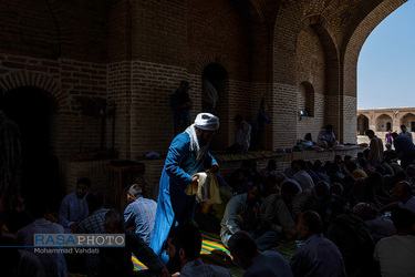 کاروان زائران پیاده امام رضا (ع) از قم