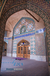 خروجی دالان؛ ((دهلیز) فضای مستطیلی)) که حیاط را به محراب و مسجد اصلی متصل مینماید | حوزه علمیه صدر بازار اصفهان