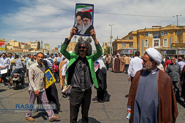 راهپیمایی نمازگزاران جمعه قم در حمایت از بیانیه شورای عالی امنیت ملی