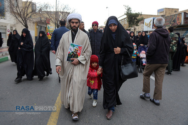 راهپیمایی نمازگزاران جمعه قم در پی شهادت سردار حاج قاسم سلیمانی