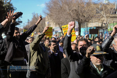 راهپیمایی مردم شهرکرد در حمایت از اقتدار و صلابت انقلاب اسلامی