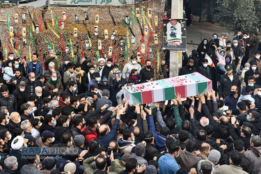 قم | تشییع شهید گمنام دفاع مقدس در روز شهادت حضرت زهرا (س)