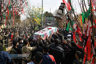 قم | تشییع شهید گمنام دفاع مقدس در روز شهادت حضرت زهرا (س)