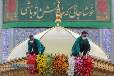 حرم مطهر حضرت امام علی بن موسی الرضا (علیه السلام) در شب میلاد