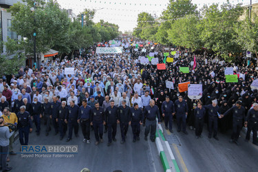 راهپیمایی عفاف و حجاب در مشهد