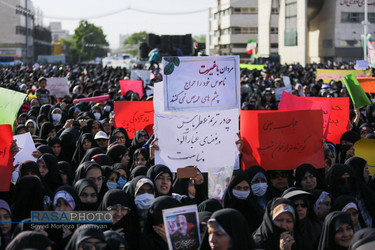 راهپیمایی عفاف و حجاب در مشهد