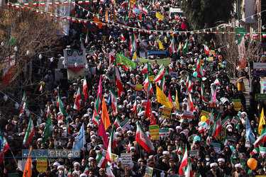 راهپیمایی باشکوه مردم قم در جشن پیروزی انقلاب