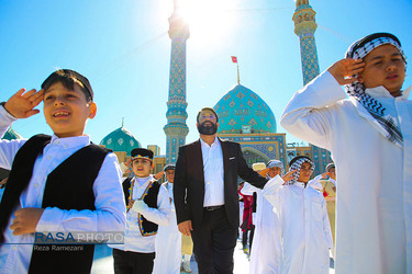 اجرای سلام فرمانده ۲ در مسجد مقدس جمکران