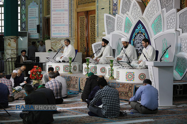 آیین جزء خوانی قرآن کریم در مسجد مقدس جمکران