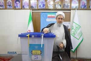 مشارکت آیت الله محسن اراکی از  اعضای جامعه مدرسین در چهاردهمین انتخابات ریاست جمهوری