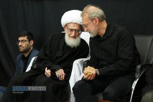 عزاداری روز عاشورای حسینی (ع) در بیوت مراجع تقلید